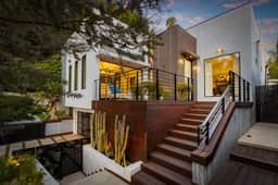 Modern Hills Sanctuary - Image 4
