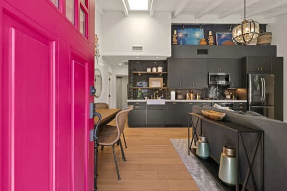 Beverly Hills Bungalow - NEW - Image 5