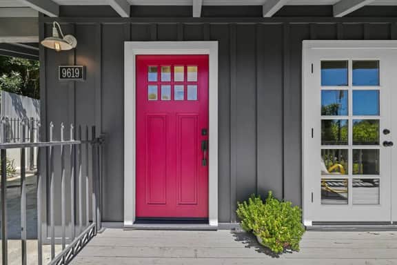 Beverly Hills Bungalow - NEW - Image 2